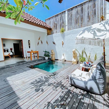 The Beach House Resort Gili Trawangan Exterior photo