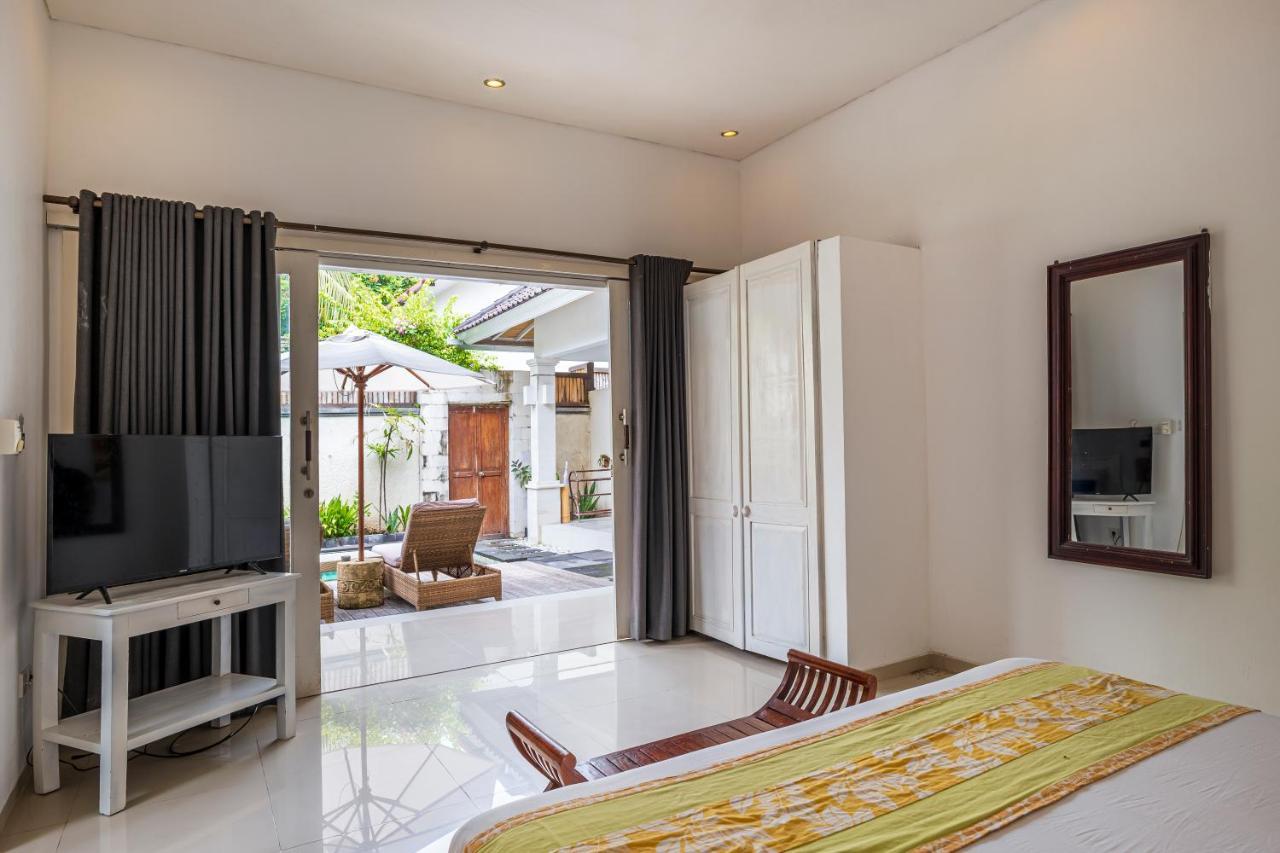 The Beach House Resort Gili Trawangan Exterior photo